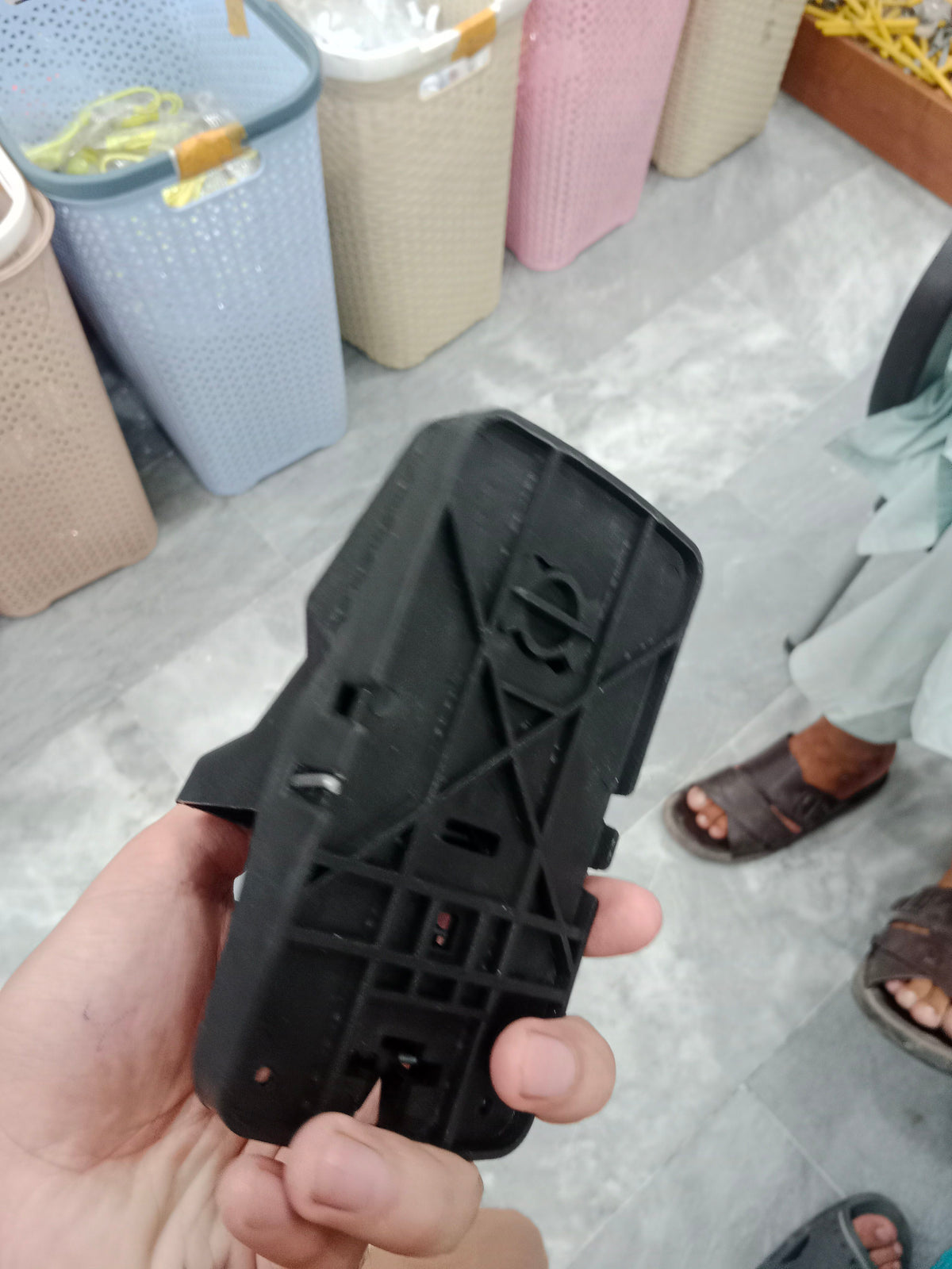 Ismail Reusable Heavy-Duty Snap Mouse Trap – Strong & Durable Pest Control